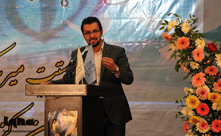برگزاری جشن گلریزان در همدان