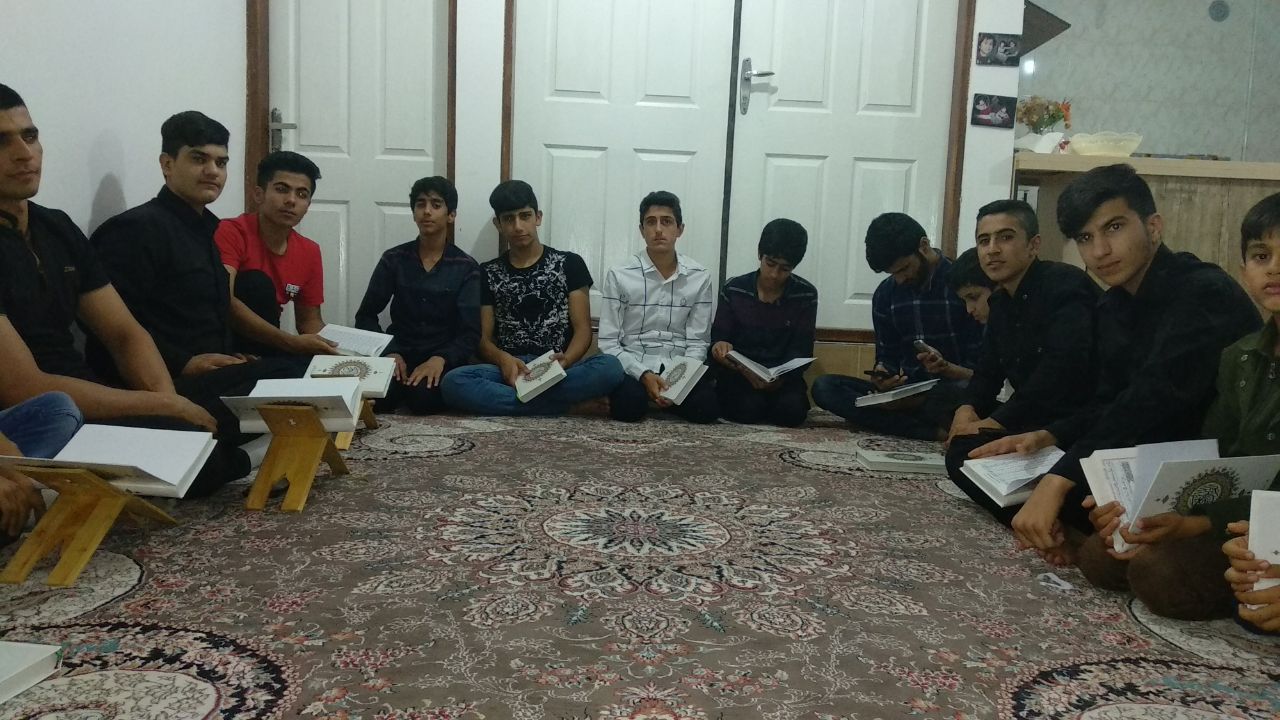 گزارش تصویری محفل قرآنی مجمع قرآنیان بقیهالله خرمآباد گزارش تصویری محفل قرآنی مجمع قرآنیان بقیهالله خرمآباد