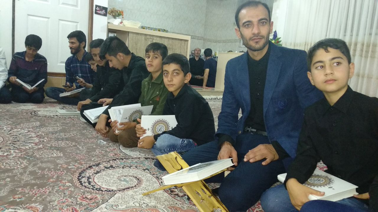 گزارش تصویری محفل قرآنی مجمع قرآنیان بقیهالله خرمآباد گزارش تصویری محفل قرآنی مجمع قرآنیان بقیهالله خرمآباد