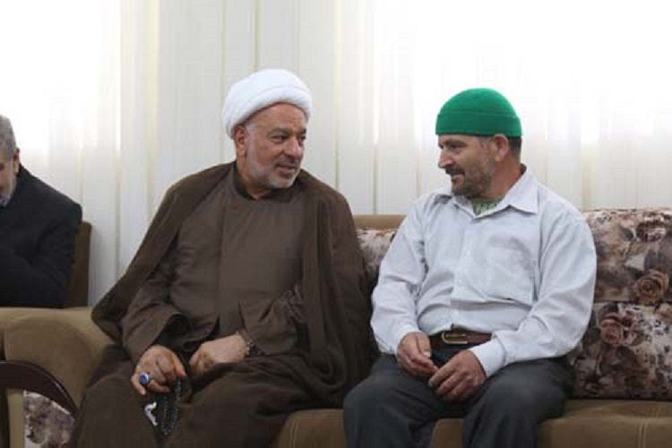 سركشي از خانواده&zwnj;هاي شهدا کوچک ترین وظیفه مسئولین است