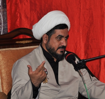 حضور روحانیون در بقاع متبرکه چشمگیر است