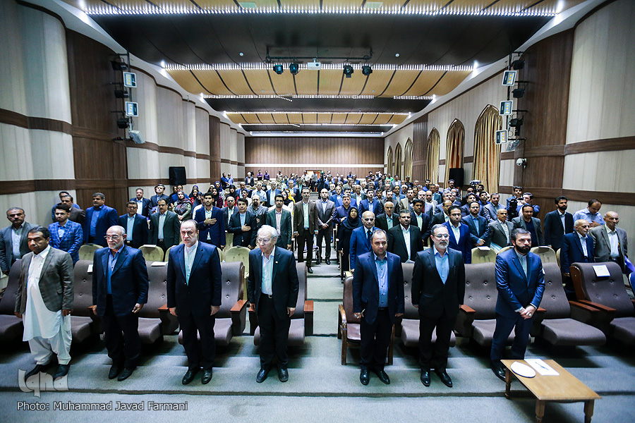 گردهمایی خیران در بیستمین سال تاسیس جامعه خیرین مدرسهساز گردهمایی خیران در بیستمین سال تاسیس جامعه خیرین مدرسهساز