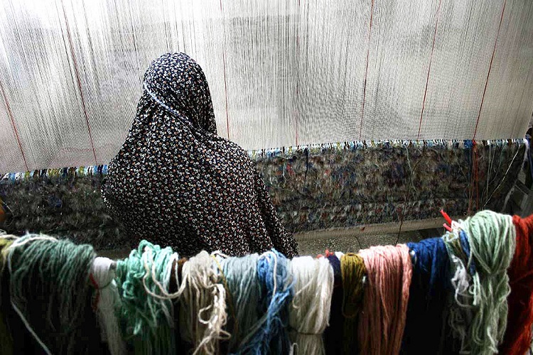 61 درصد خانواده&zwnj;های تحت حمایت کمیته امداد، زنان سرپرست خانوار هستند