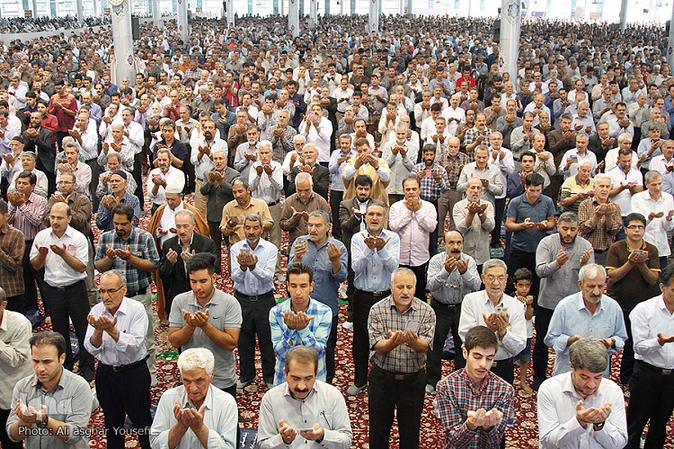 اقامه نماز عید سعید فطر در نقاط مختلف استان مرکزی اقامه نماز عید سعید فطر در نقاط مختلف استان مرکزی
