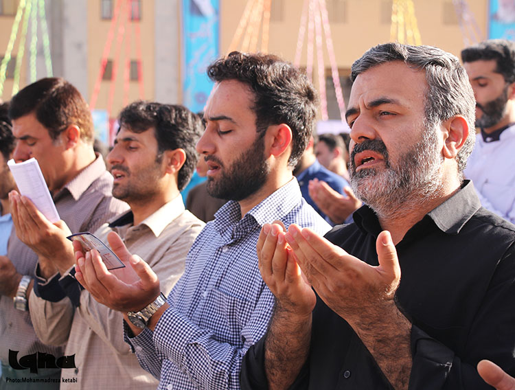 برپایی نماز عید سعید فطر در مصلی همدان
