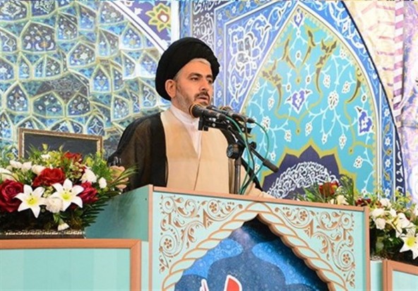 تنها راه حل مشکلات اقتصادی، اطاعت از ولی فقیه است