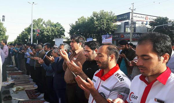 گزارش تصویری اقامه نماز عید سعید فطر در لرستان
