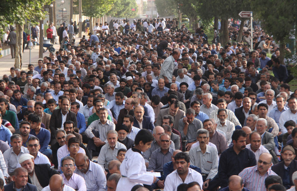 گزارش تصویری اقامه نماز عید فطر در کوهدشت
