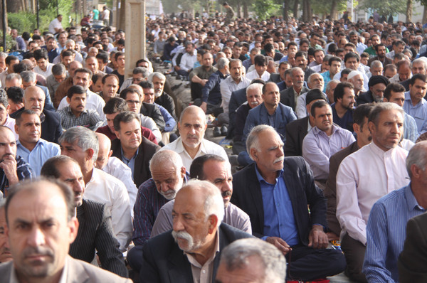 گزارش تصویری اقامه نماز عید فطر در کوهدشت