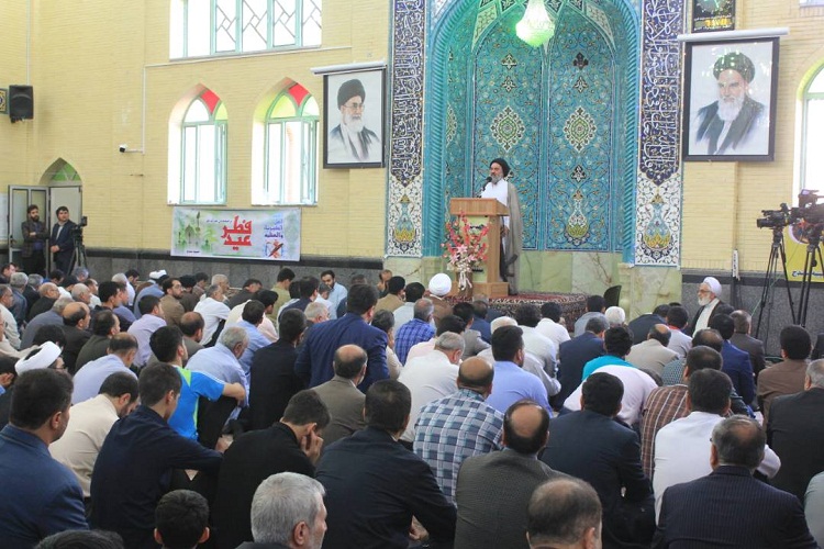 گزارش تصویری برگزاری نماز عید فطر در کردستان