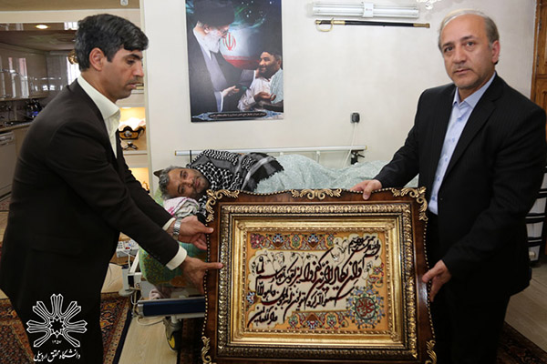دیدار سرپرست دانشگاه محقق اردبیلی با جانباز سرافراز اسلام سردار ناصر دستاری