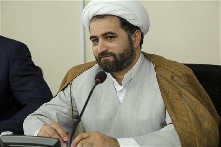 در هر سطحی برای ترویج فرهنگ قرآنی باید تلاش کنیم
