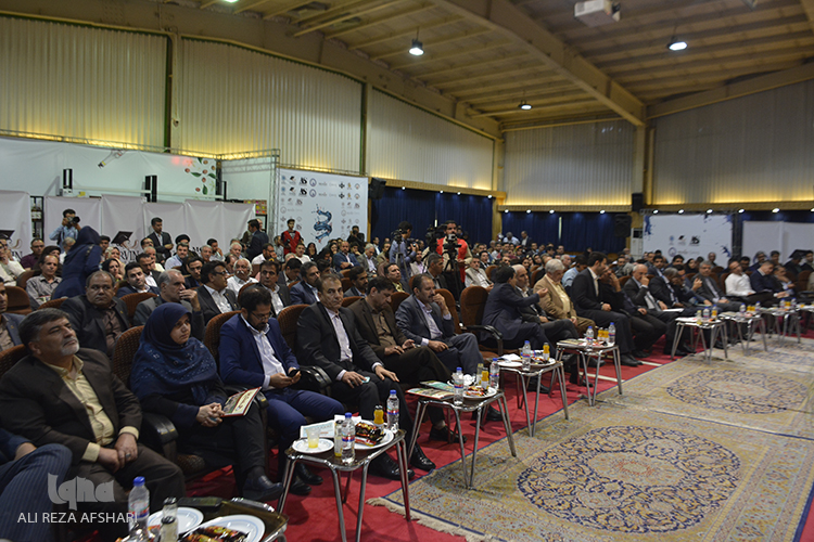 افتتاح دهمین نمایشگاه گردشگری استان اصفهان