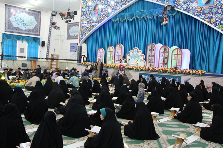 گزارش تصویرزی جمعخوانی قرآنکریم در حسینیه ثارالله خرمآباد گزارش تصویرزی جمعخوانی قرآنکریم در حسینیه ثارالله خرمآباد
