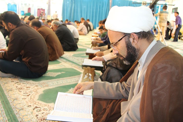 گزارش تصویرزی جمعخوانی قرآنکریم در حسینیه ثارالله خرمآباد گزارش تصویرزی جمعخوانی قرآنکریم در حسینیه ثارالله خرمآباد