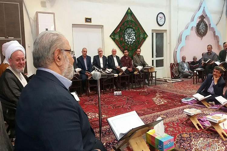 برگزاری جلسه تفسیر قرآن مدیران اجرایی آذربایجانشرقی برگزاری جلسه تفسیر قرآن مدیران اجرایی آذربایجانشرقی