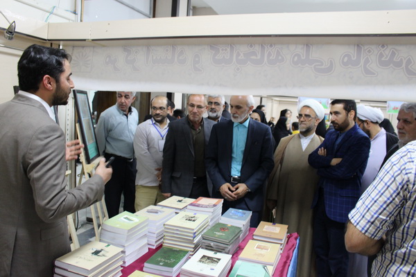 افتتاح نمایشگاه قرآن و عترت در ساری
