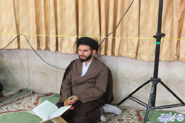 محفل انس با قرآن کریم در دانشگاه اراک برگزار شد