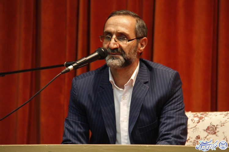 برگزاری محفل انس با قرآن در دانشگاه شهرکرد برگزاری محفل انس با قرآن در دانشگاه شهرکرد