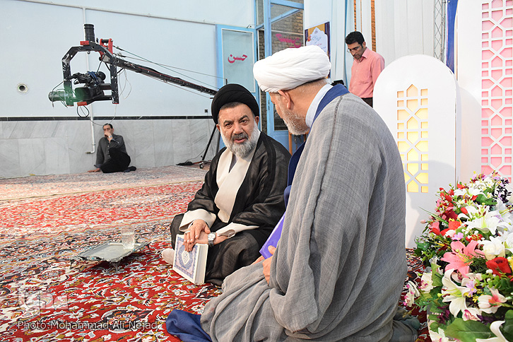گزارش تصویری جلسه تفسیر نماینده ولی&zwnj;فقیه در لرستان