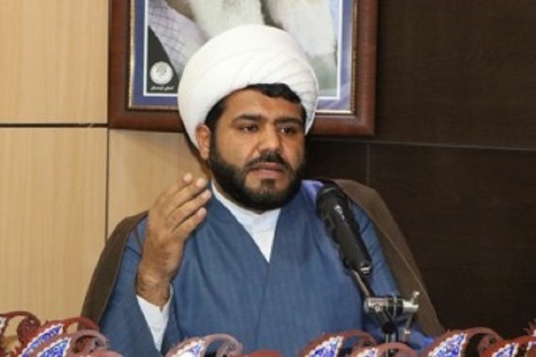 امر به معروف و نهی از منکر براساس تعالیم قرآنی در جامعه صورت گیرد