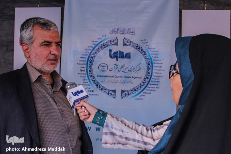 دبیرخانه دائمی نمایشگاه قرآن و عترت در فارس راه&zwnj;اندازی شود/ نگاه قرآنی را تقویت كنیم
