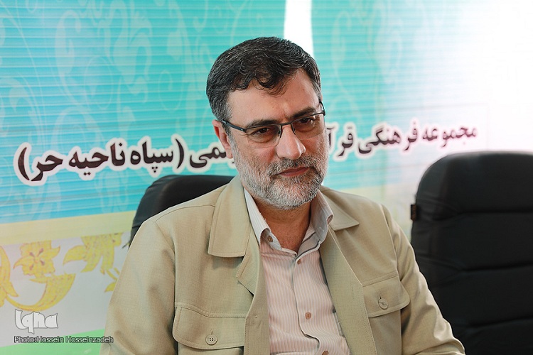 نسخه شفابخش حل مشکلات گدایی کردن است/ فضای قرآنی مشهد با تکنولوژی جلو می&zwnj;رود