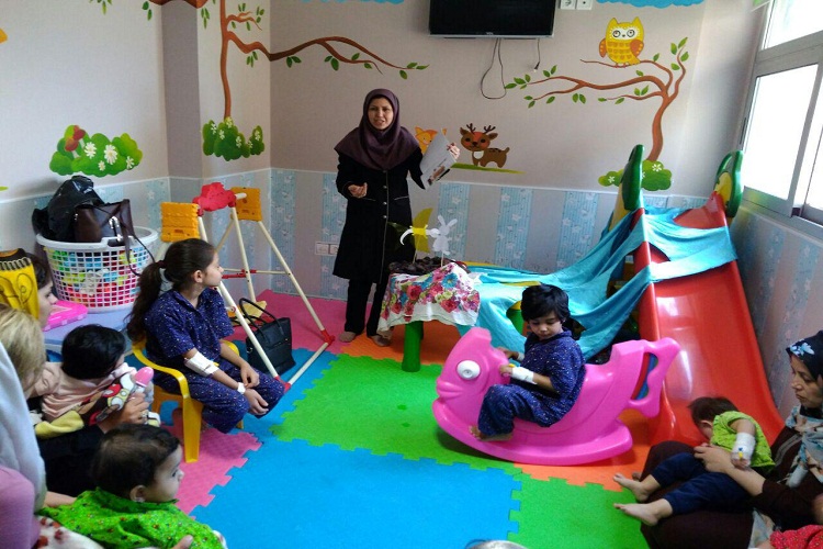 قصه گویی بهترین روش آشنایی فرزندان با بزرگان دینی