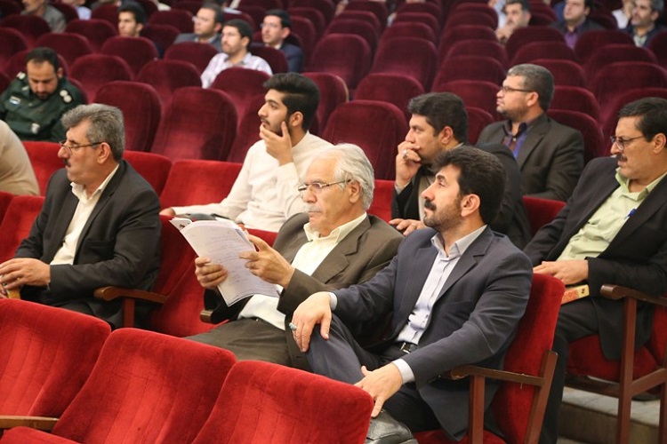 گزارش تصویری همایش طرح میثاق خرید کالای ایرانی در کردستان گزارش تصویری همایش طرح میثاق خرید کالای ایرانی در کردستان