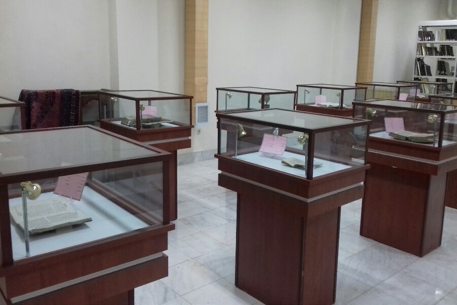 نگهداری 160 نسخ خطی در کتابخانه مرکزی ارومیه نگهداری 160 نسخ خطی در کتابخانه مرکزی ارومیه