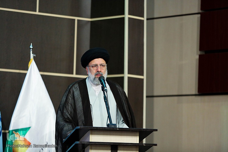 زیارت، راه مهم صیانت از جوانان در برابر آسیبهای اجتماعی/ زیارت یک دانشگاه بزرگ است زیارت، راه مهم صیانت از جوانان در برابر آسیبهای اجتماعی/ زیارت یک دانشگاه بزرگ است