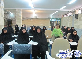 برگزاری نشست هم&zwnj;اندیشی و ابلاغ برنامه&zwnj;های قرآنی درشهرکرد