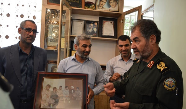 دیدار سردار غیاثی با خانواده چند تن از شهدای لرستان + عکس