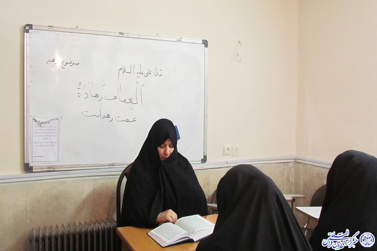 پای درس مکتبی 47 ساله/ اساتیدی که درس زندگی می آموزند