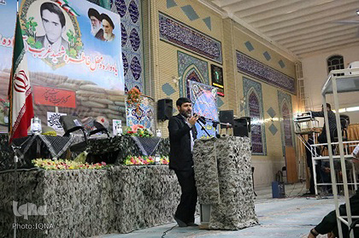 برگزاری شب خاطره دفاع مقدس یادواره شهیدان باقری در ازنا