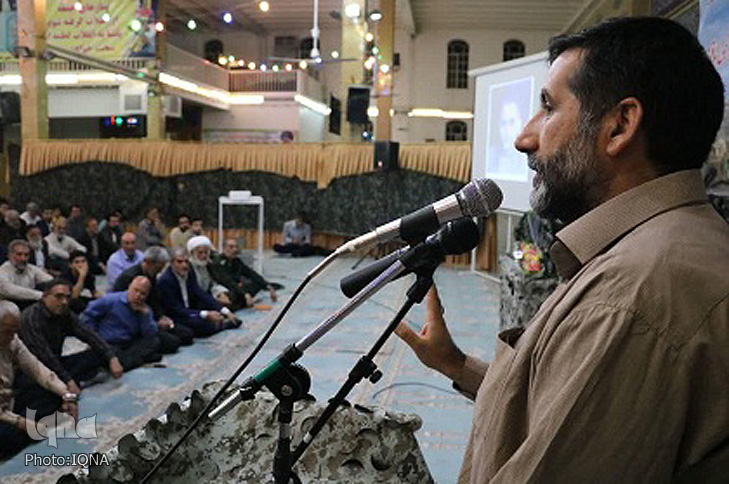 برگزاری شب خاطره دفاع مقدس یادواره شهیدان باقری در ازنا