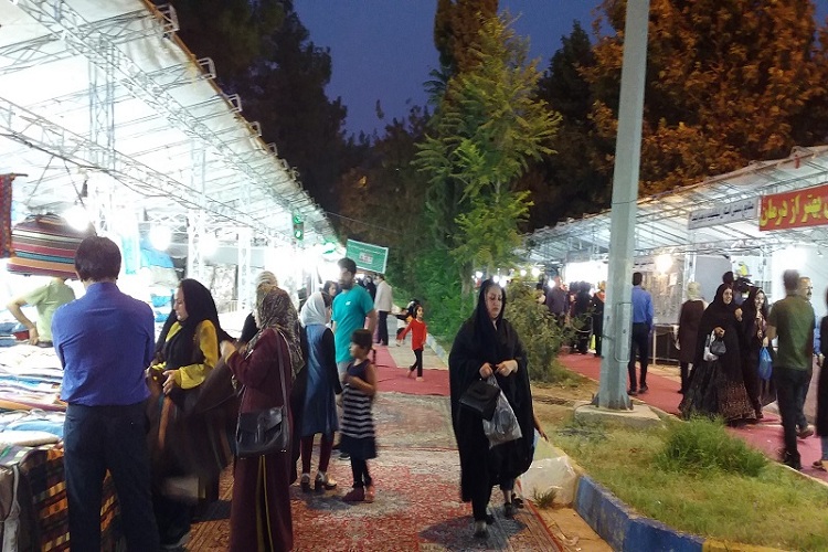 نمایشگاه صنایع دستی استانی در دهدشت گشایش یافت نمایشگاه صنایع دستی استانی در دهدشت گشایش یافت