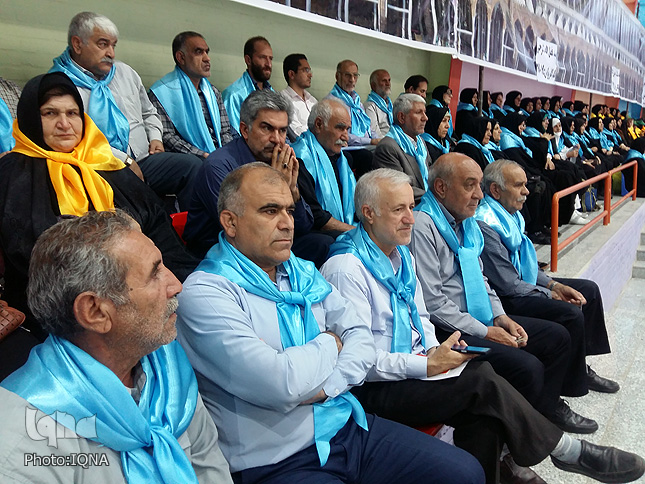 برگزاری همایش زائرین حج تمتع لرستان + عکس