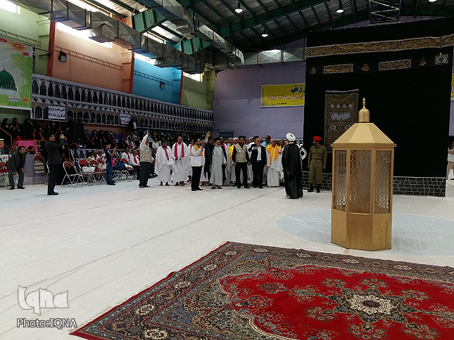 برگزاری همایش زائرین حج تمتع لرستان + عکس