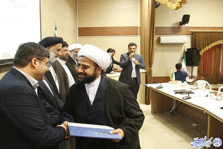 مدیرکل اوقاف و امور خیریه چهارمحال و بختیاری معرفی شد مدیرکل اوقاف و امور خیریه چهارمحال و بختیاری معرفی شد