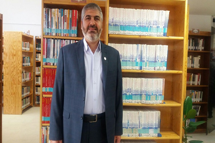 آژانس تاکسی تلفنی در سنندج مروج کتابخوانی شد آژانس تاکسی تلفنی در سنندج مروج کتابخوانی شد