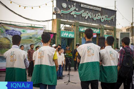 اجرای گروه سرود حضرت رضا(ع) در آستان امامزاده سیدمظفر(ع)