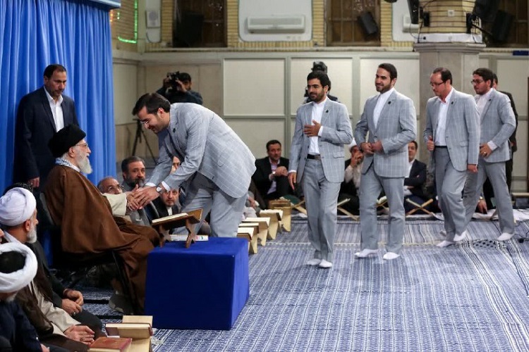 اعزام گروه تواشیح میعاد قم به حج تمتع 1397
