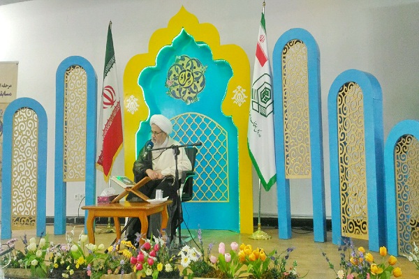 بهره&zwnj;گیری گزینشی از  مفاهیم قرآن؛ علت نقص جوامع اسلامی