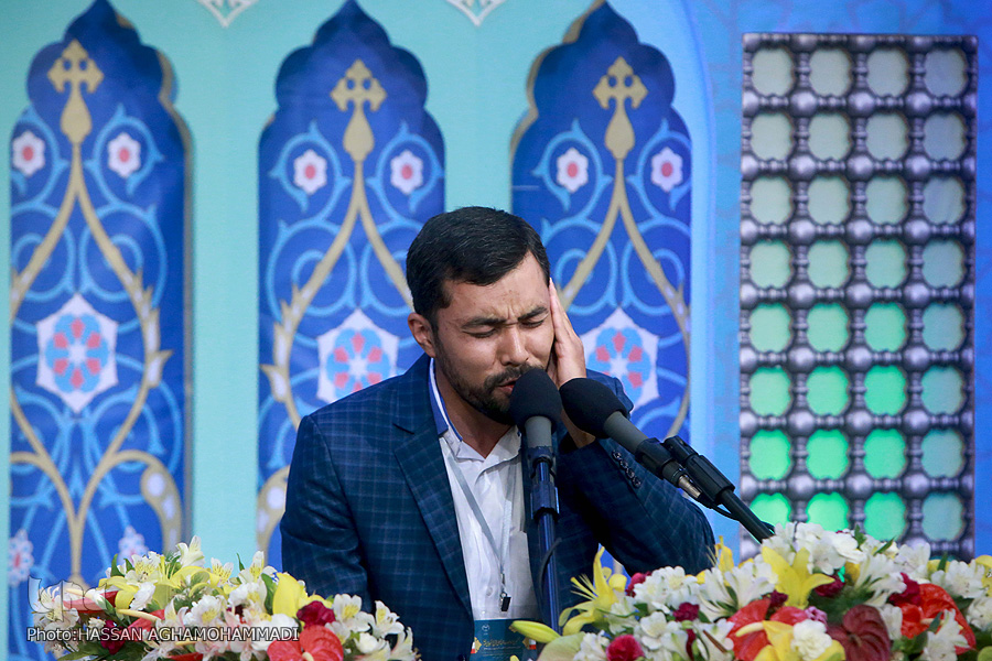 ادامه مرحله نهایی مسابقات بین‌المللی قرآن دانشجویان / رقابت فشرده در فینال