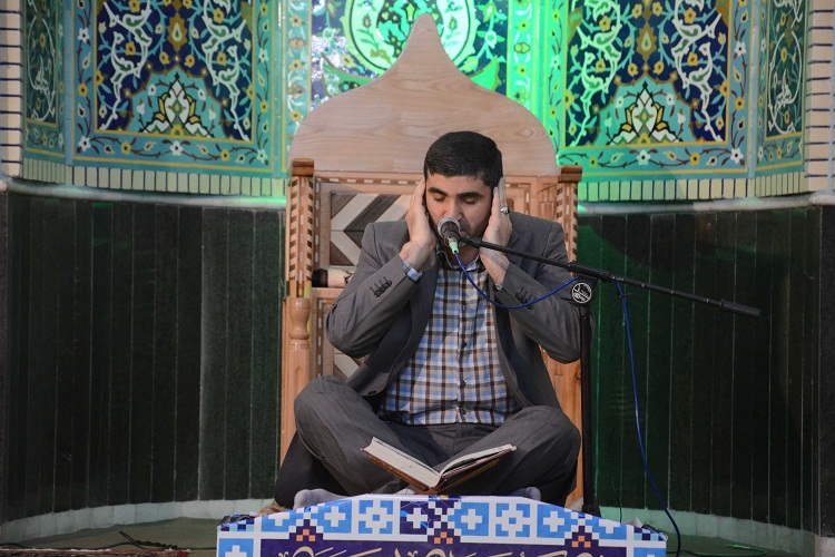برگزاری اختتامیه دومین طرح بزرگ با قرآن در رمضان برگزاری اختتامیه دومین طرح بزرگ با قرآن در رمضان