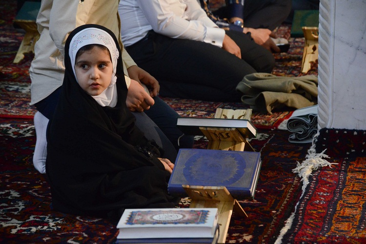 برگزاری اختتامیه دومین طرح بزرگ با قرآن در رمضان برگزاری اختتامیه دومین طرح بزرگ با قرآن در رمضان