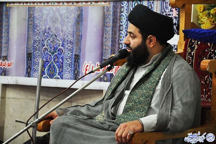 انسان، معجونی از جنبههای ملکوتی است انسان، معجونی از جنبههای ملکوتی است