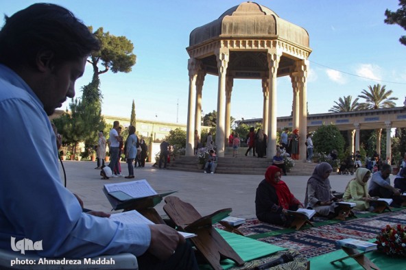 محفل هفتگی قرآن حافظیه تعطیل نشده است