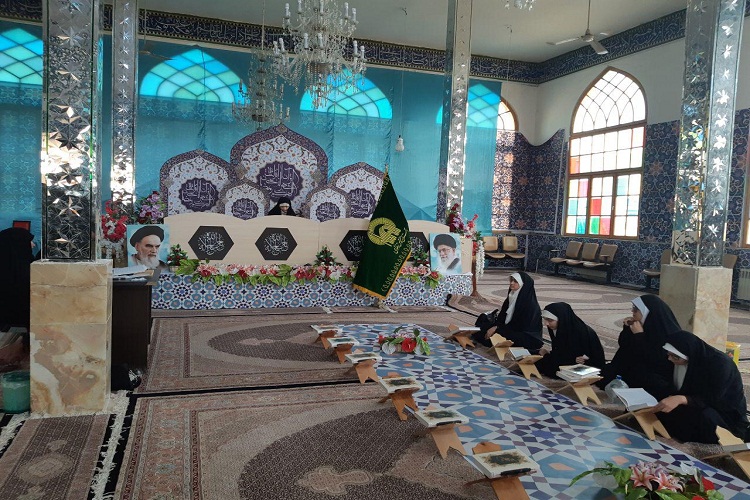 مسابقات قرآن &laquo;صوت رضوی&raquo; در رشت برگزار شد
